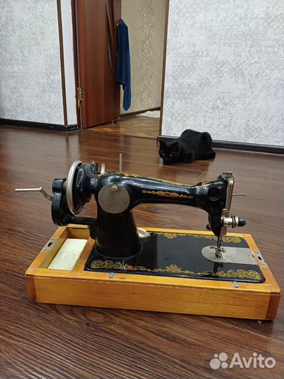 Швейная машинка им. Калинина