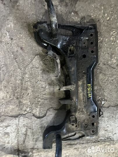 Подрамник балка передняя Mazda Verisa Demio