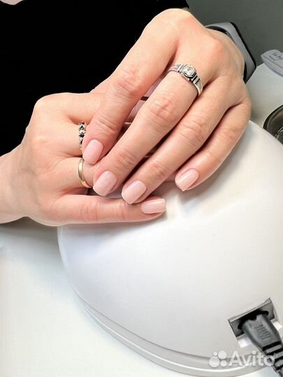 Маникюр,педикюр