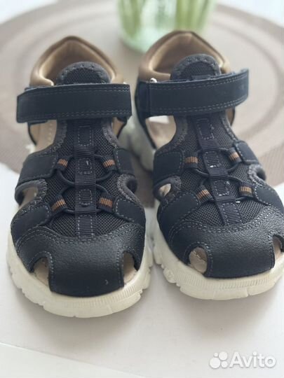 Сандали детские 29 размер