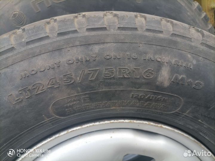 Nokian Tyres Hakkapeliitta 10 245/75 R16