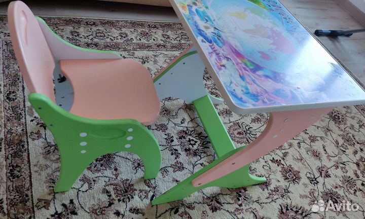 Детский стол и стул