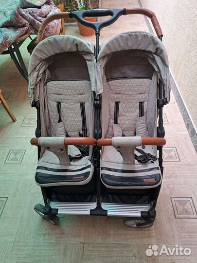 Детские коляски для двойни бу в идеальном состояни