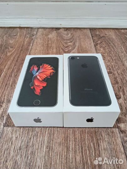 Коробки от iPhone