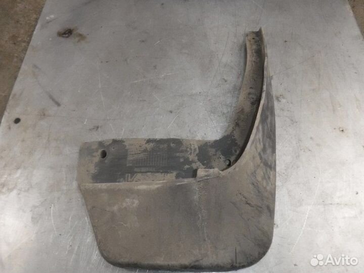 Брызговик задний правый Лада Largus K4M 2013