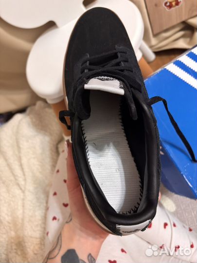 Adidas мужские кроссовки 44