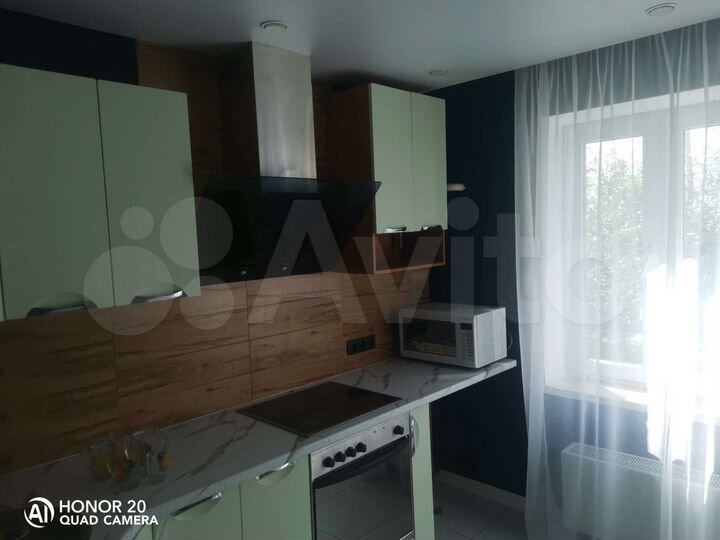 1-к. квартира, 42 м², 1/10 эт.