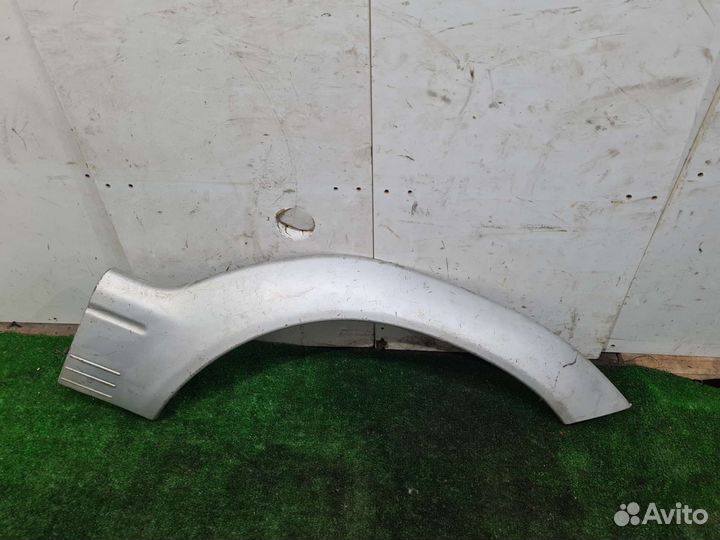 Молдинг крыла правое переднее Daihatsu Terios