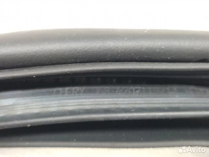 Уплотнитель двери задний правый Chery Tiggo 4 Pro