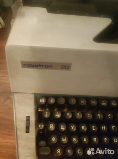 Печатная пишущая машинка robotron 20