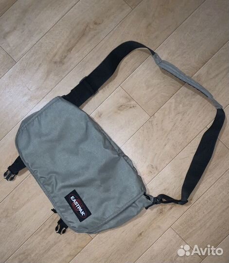 Винтажная сумка eastpak