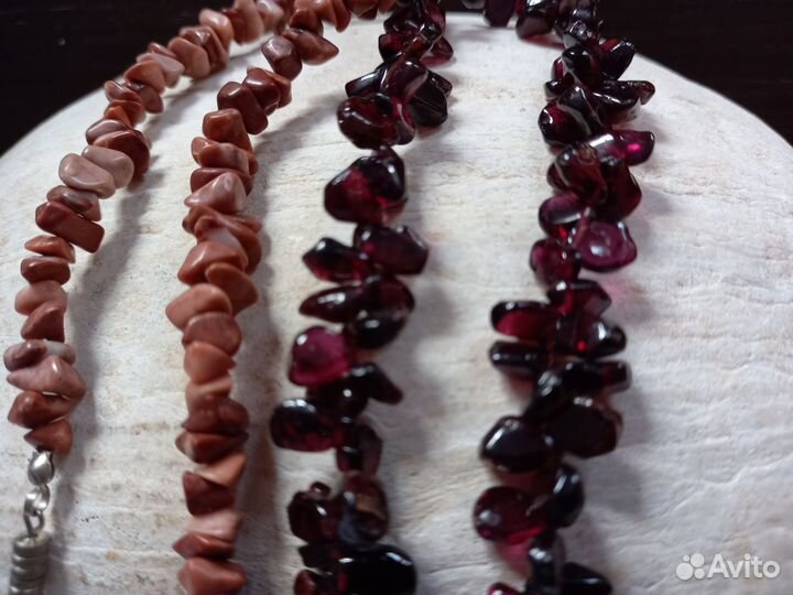 Колье бусы натуральный камень