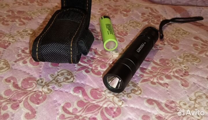 Фонарик конвой s2+ (+ два новых аккумулятора)
