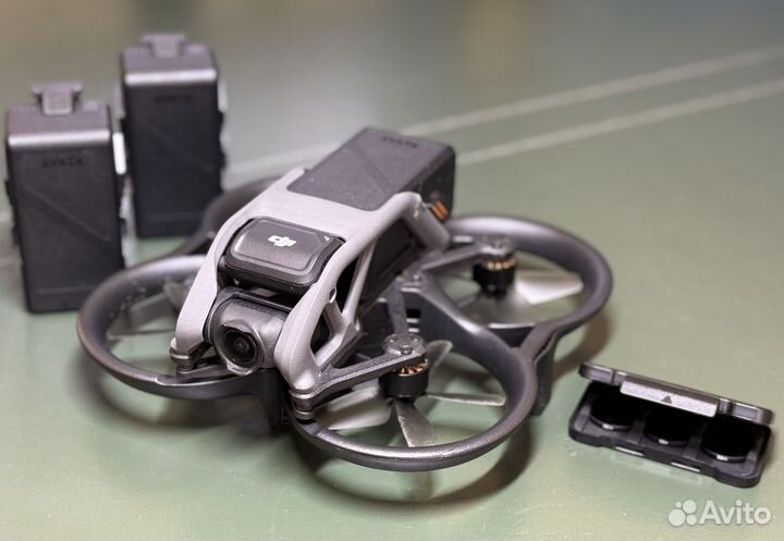 Квадрокоптер DJI Avata Pro-View Combo