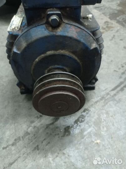 Продам электродвигатель 7.5кВт