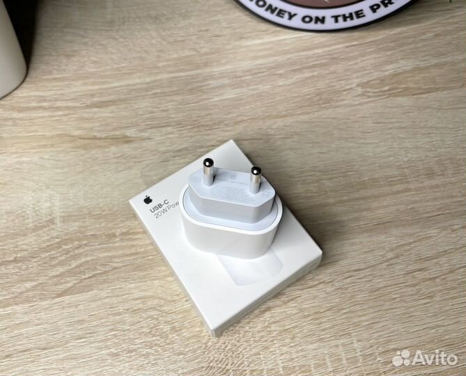 Адаптер Type-C 20W