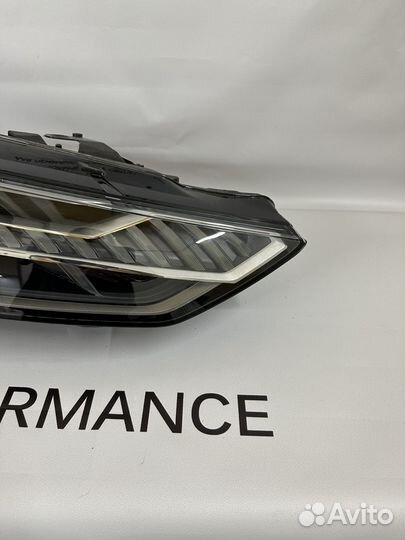 Фара правая Matrix Матрикс Audi A7 4K