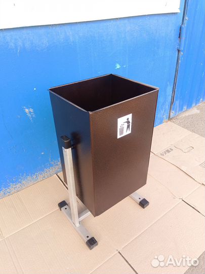 Урна для мусора уличная