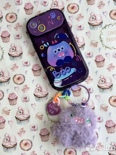 Чехол на iPhone 13