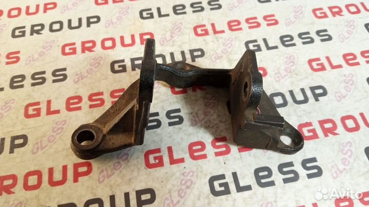 Кронштейн подушки МКПП верхней GG (MPS) б/у Mazda