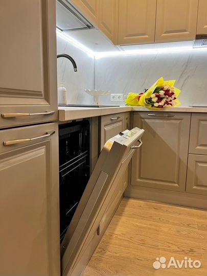 Угловая кухня на заказ. Производство в Новосибирске