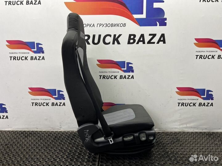 504203127 Сиденье пассажирское пневматическое