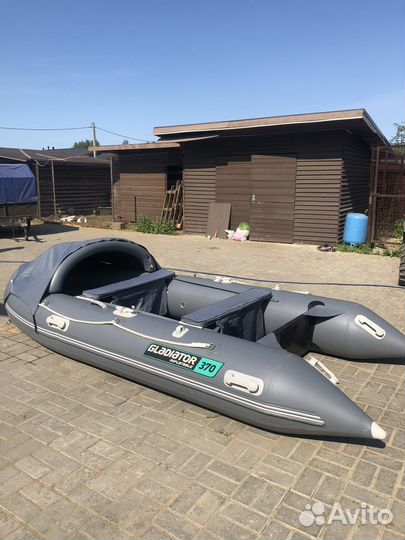 Продам лодку