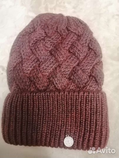 Шапки женские