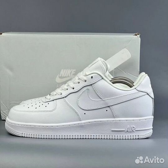 Nike Air Force 1 Low White с мехом