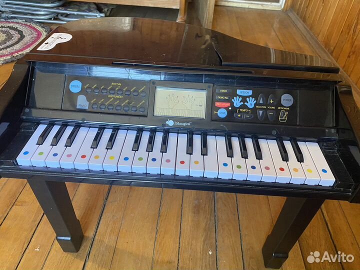 Детское музыкальное пианино