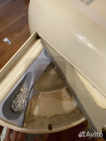 Стиральная машина Aristone