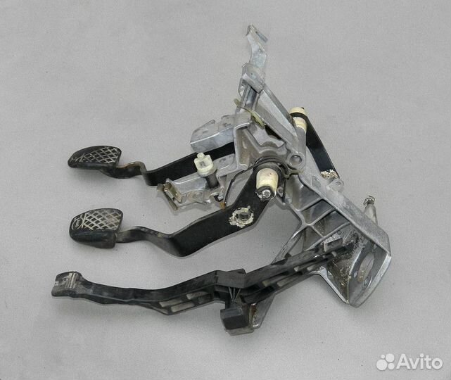 Педальный узел Audi 80 B3