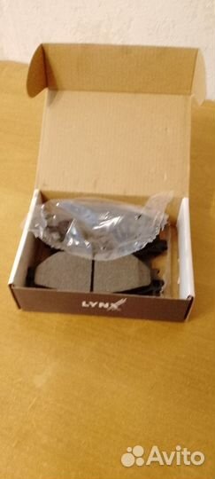 Передние тормозные колодки Тойота Королла