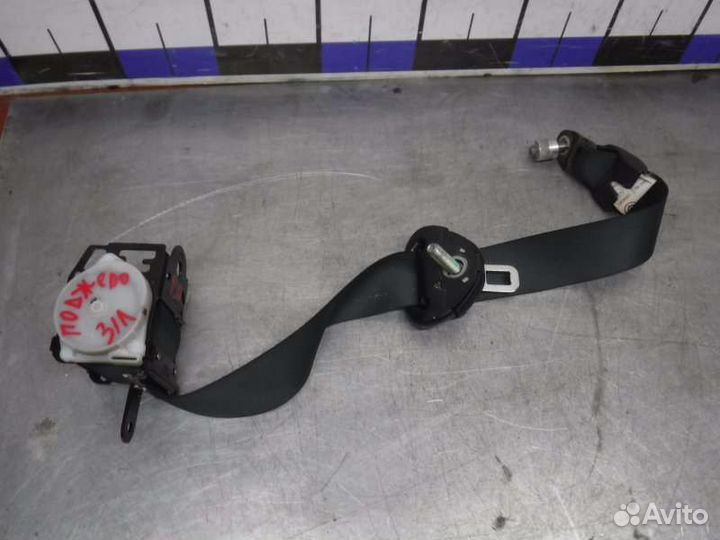 Ремень безопасности задний левый Mitsubishi Pajero