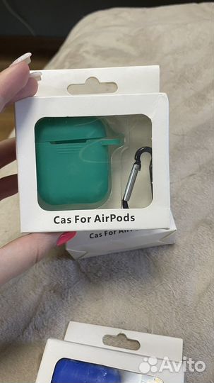 Чехол на беспроводные наушники