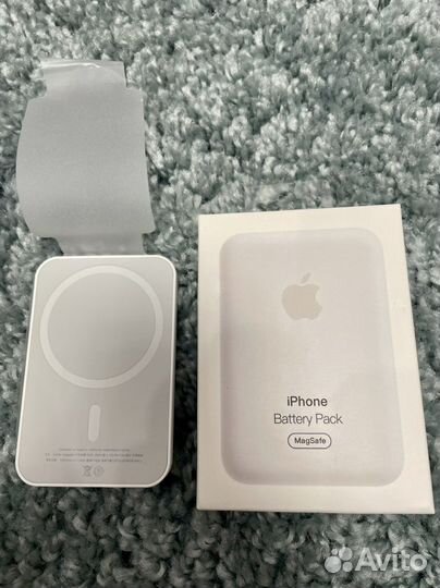 Power bank для iPhone