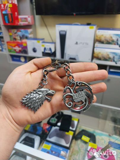 Пазлы, Брелки, Значки и прочая атрибутика