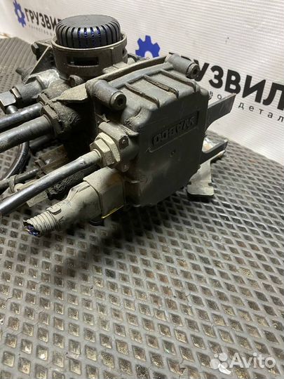 Кран тормозной прицепа DAF 106 1747137