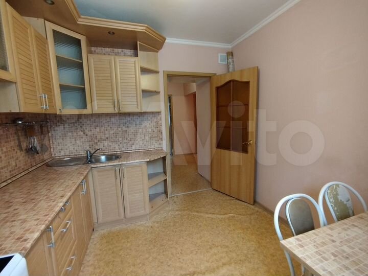 2-к. квартира, 56,5 м², 1/12 эт.