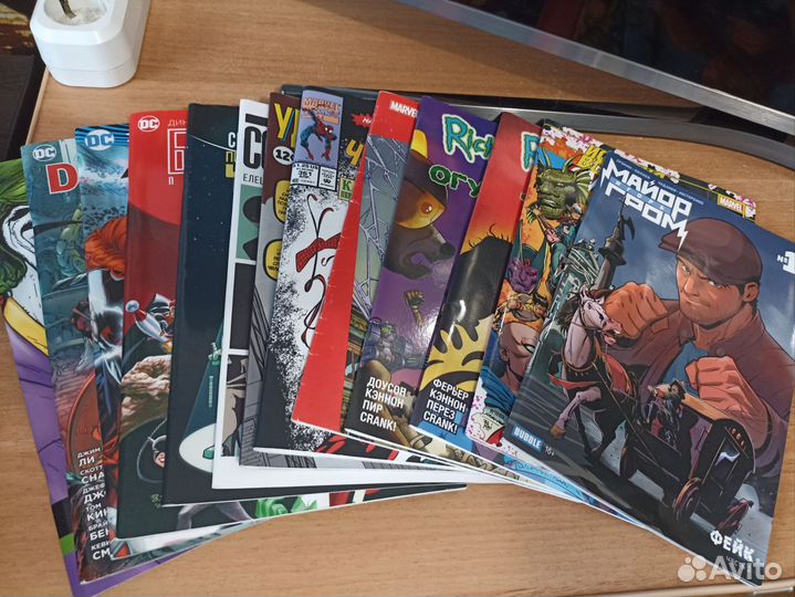 Комиксы и манга Marvel DC