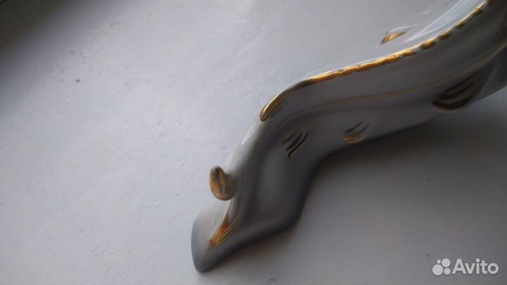 Фарфоровая статуэтка Осётр