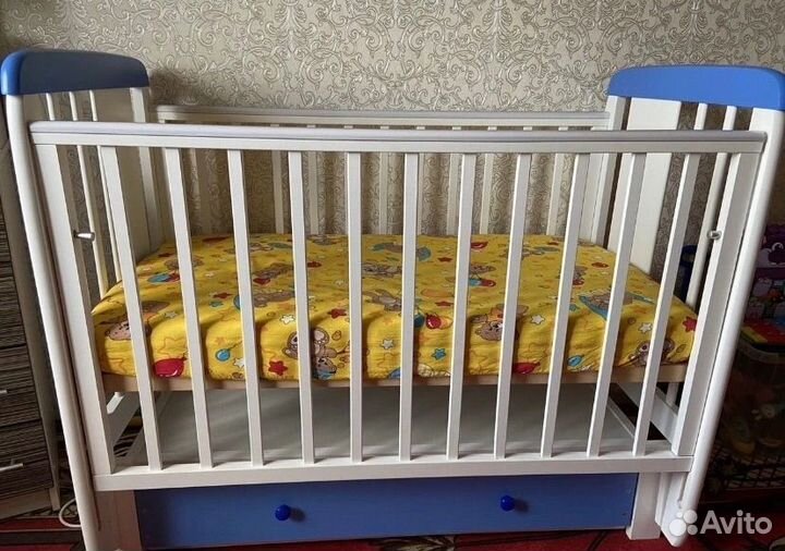 Кроватка детская+ матрас