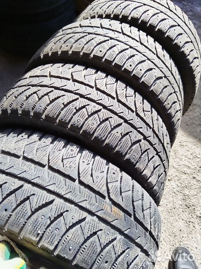 Bridgestone Ice Cruiser 7000 245/45 R18