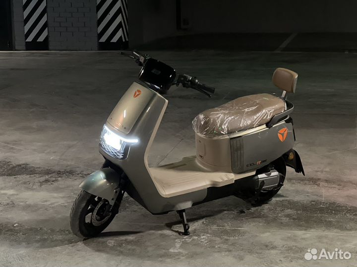 Электрический скутер Yadea E 10