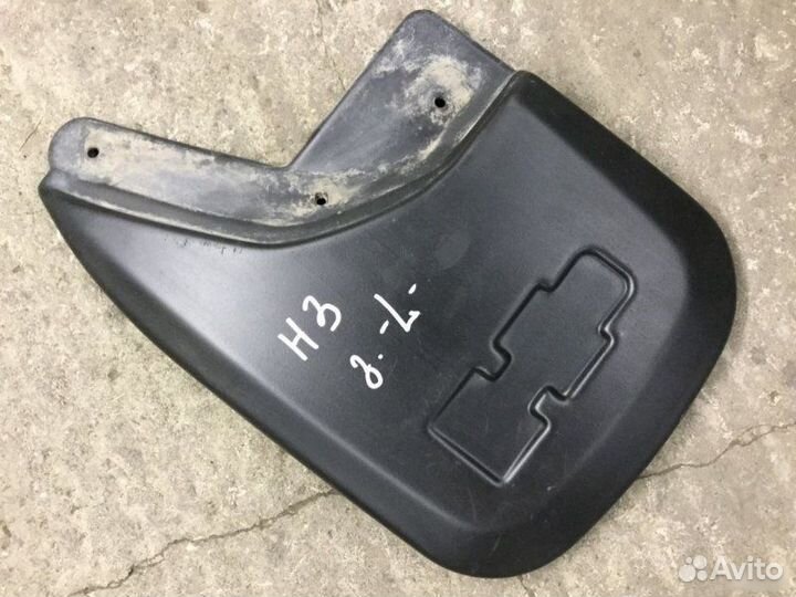 Брызговик задний Hummer H3 2005-2010