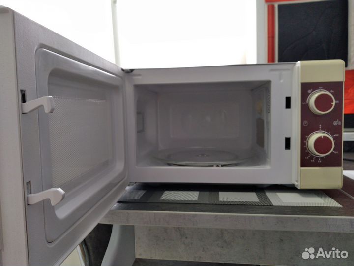 Микроволновая печь