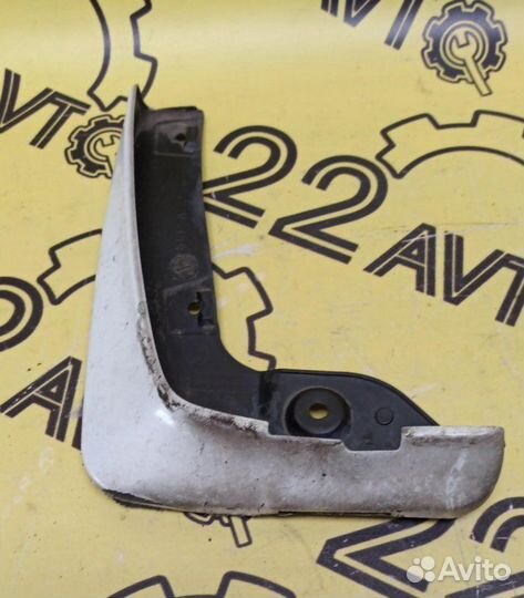 Брызговик задний левый Subaru Legacy BLE EZ30