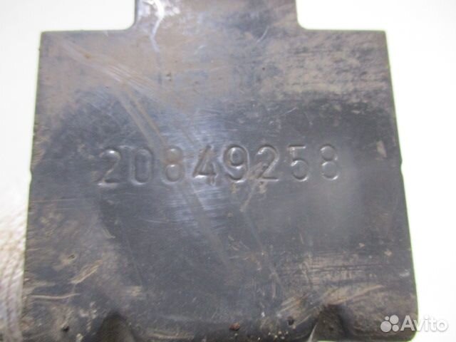 Кронштейн пневмотрубок Volvo 20849258