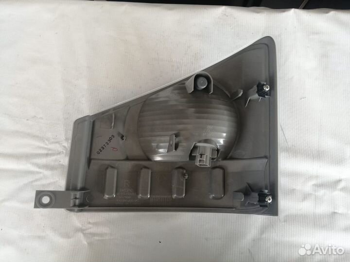 Фонарь указателя поворотов правый isuzu 2131531RAQ