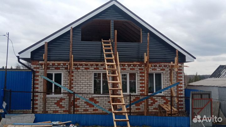 Бригада строителей